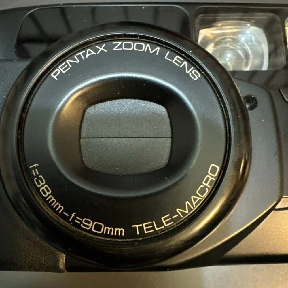 Pentax IQZoom 900 35mm Point & Shoot Camera Bag Case Not Tested FLAWS